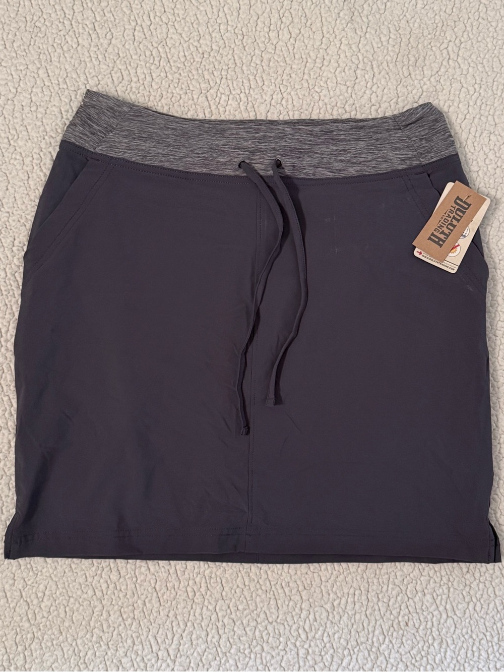 NWT Duluth Trading Women’s Armachillo Skort w/ pockets size 8